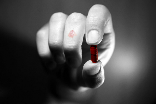 red-pill-flickr-thomas-thomas